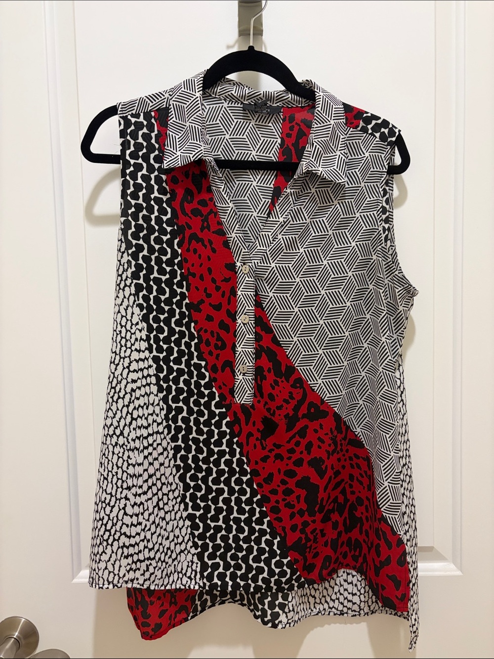 Alfani Sleeveless Mixed-Print V-Neck Top in Black, White & Red